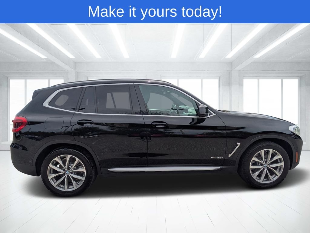 Used 2018 Black BMW xDrive30i image 2