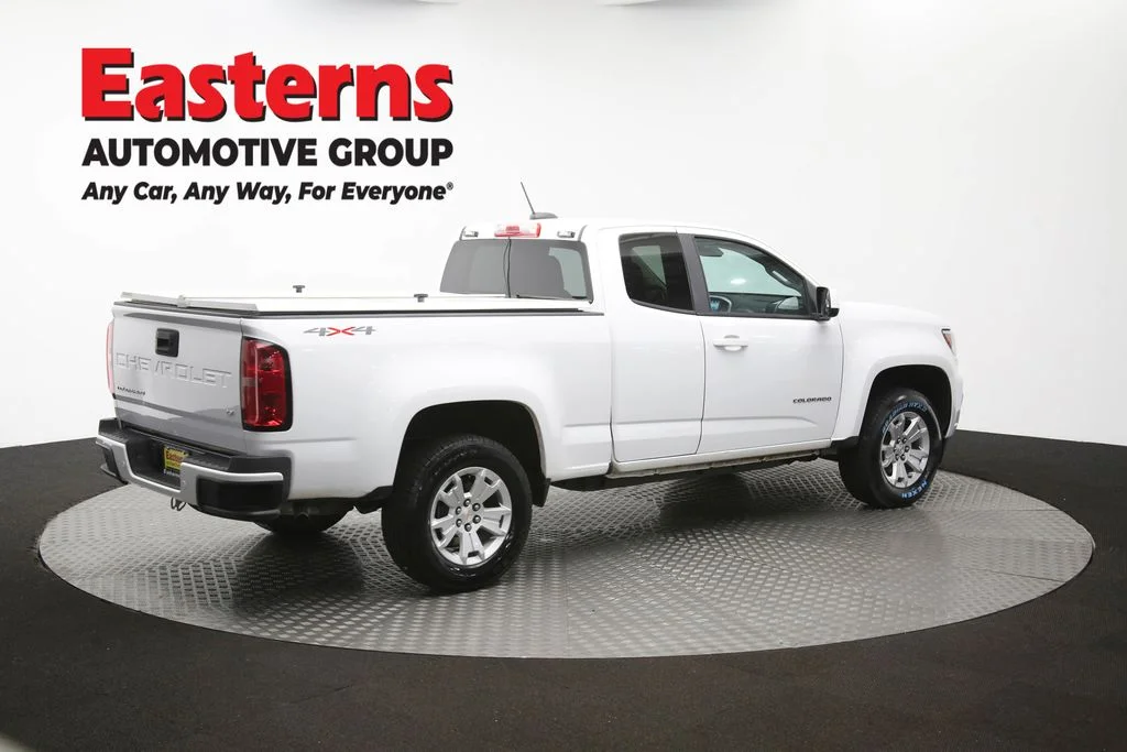 Used 2022 White Chevrolet LT image 39