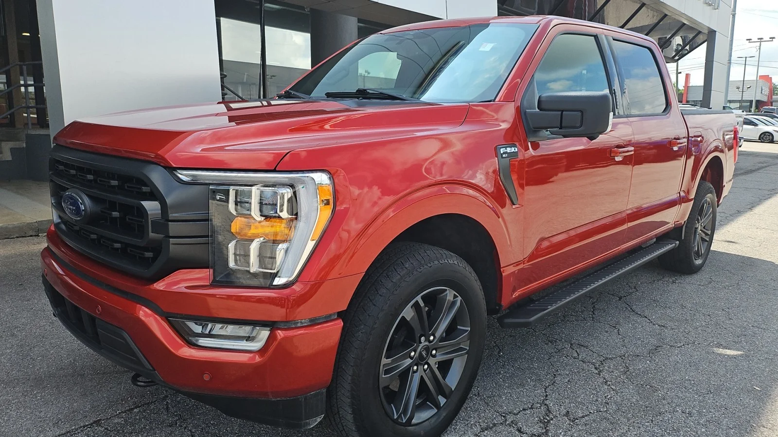 Used 2023 Red Ford XLT image 8