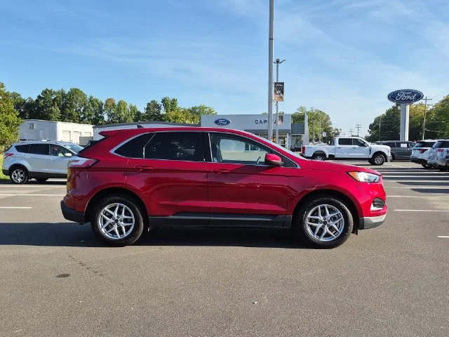 Used 2024 Red Ford SEL image 14