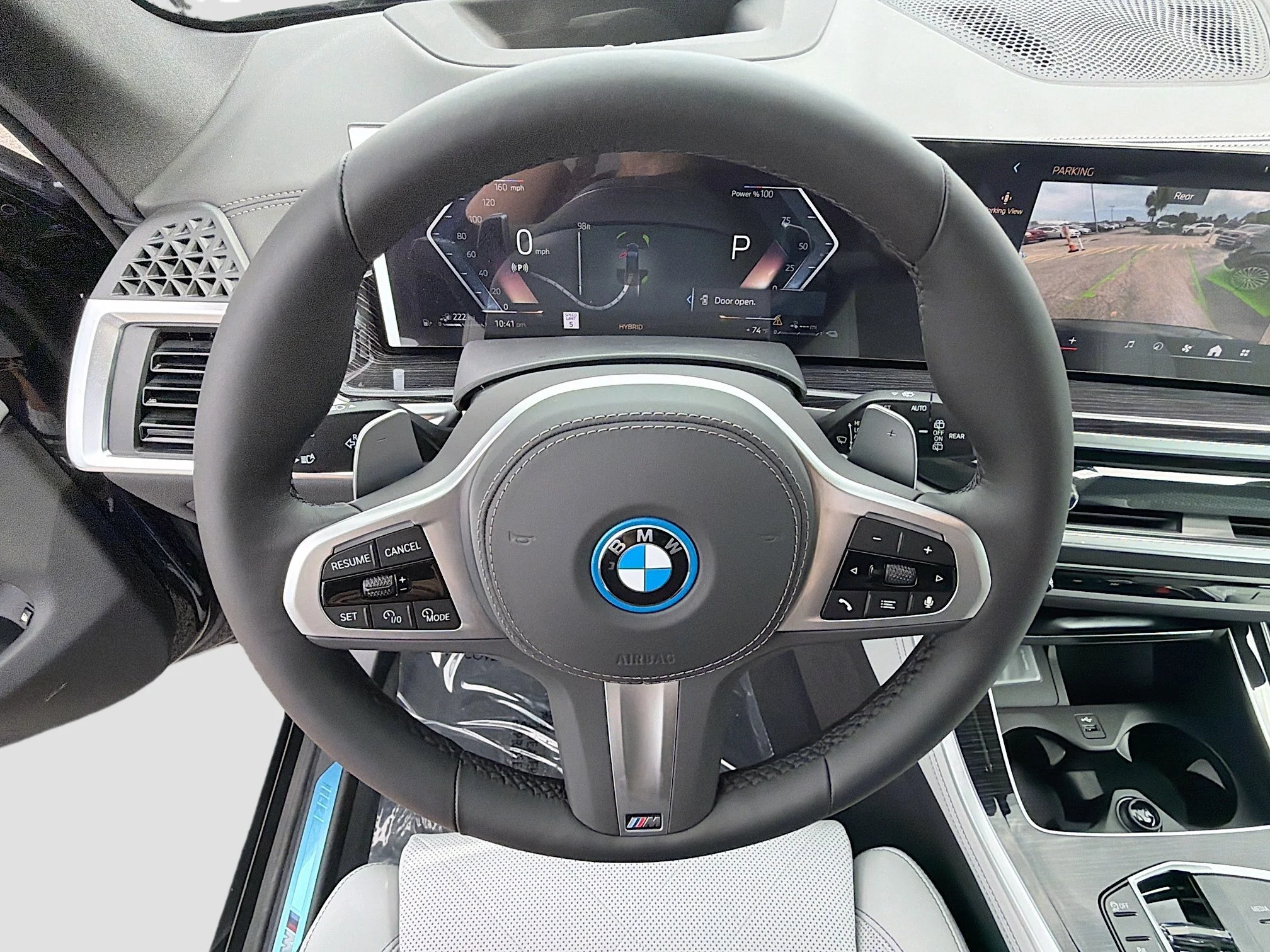 New 2026 Black Sapphire Metallic BMW xDrive50e image 39