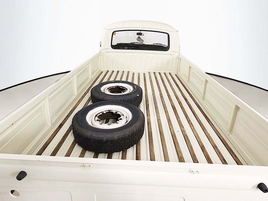 Used 1968 White Volkswagen  image 32