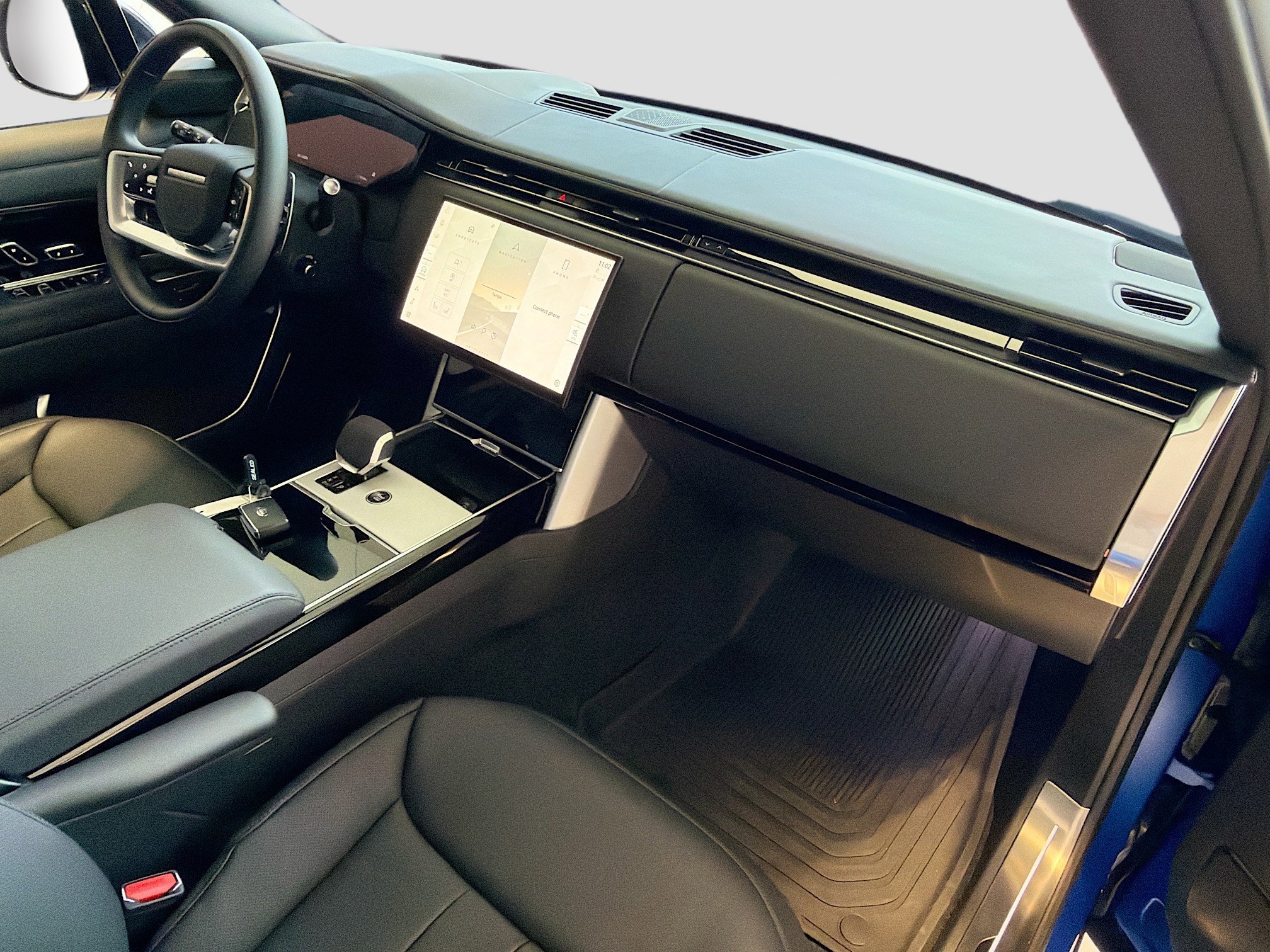 New 2026 Velocity Blue Satin Land Rover Autobiography image 11