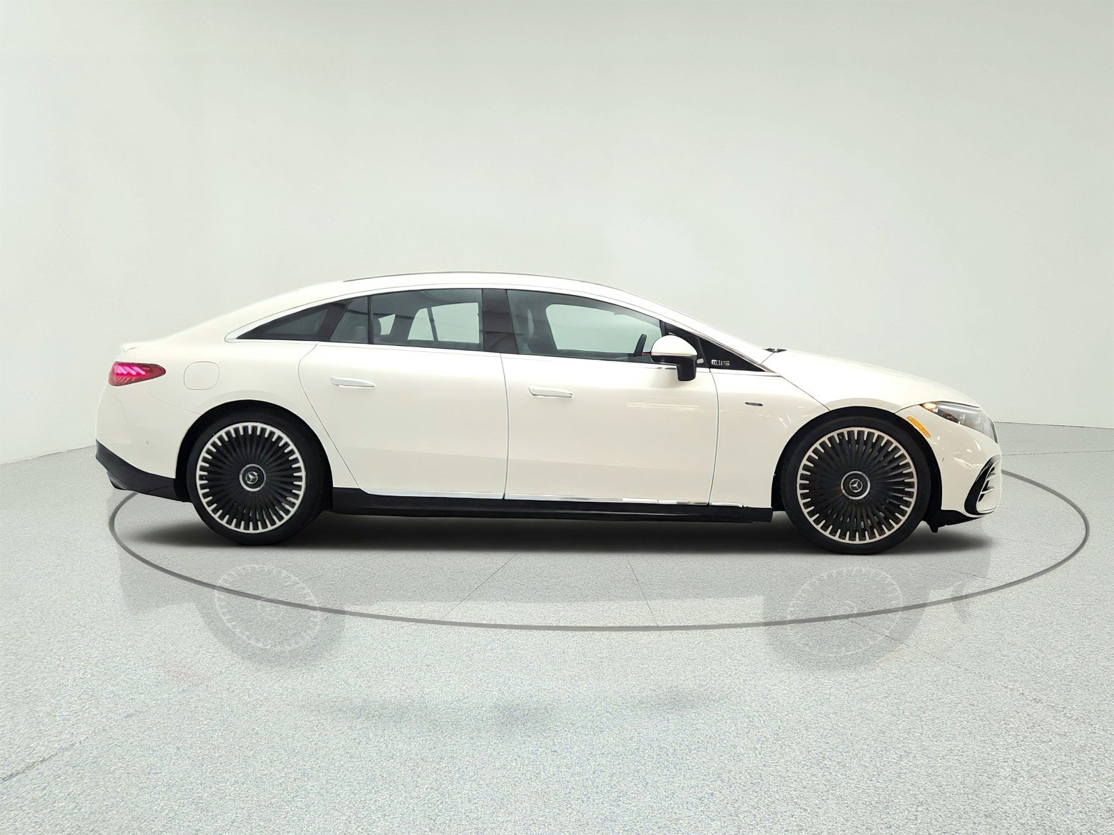 Certified Used 2023 MANUFAKTUR Diamond White Mercedes-Benz AMG® EQS 4MATIC+ Sedan image 4