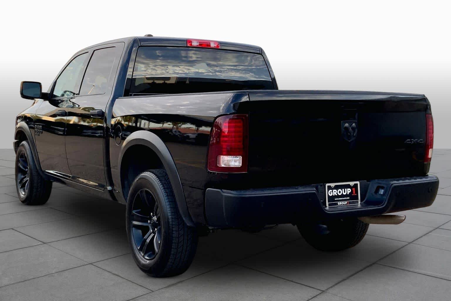 Used 2022 Diamond Black Crystal Pearlcoat Ram Warlock image 12