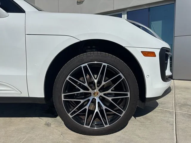 2022 Porsche Macan Base - Photo 9
