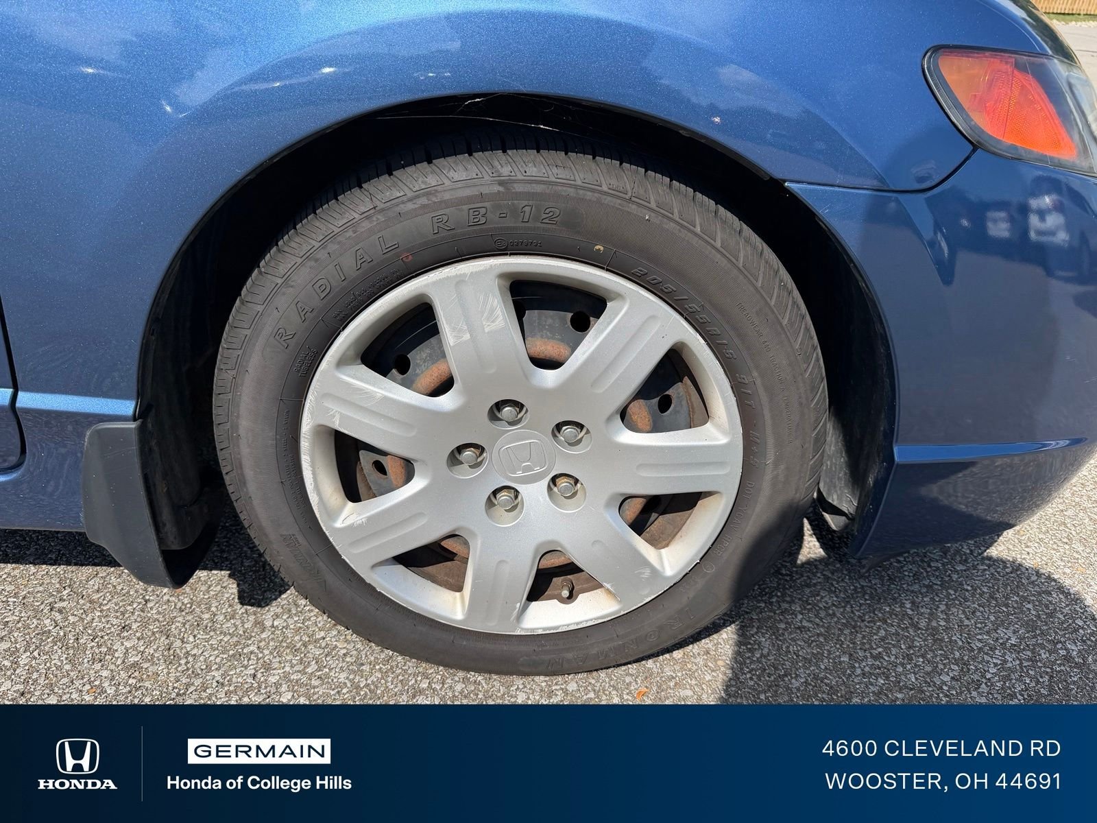 Used 2008 Fiji Blue Pearl Honda LX image 5