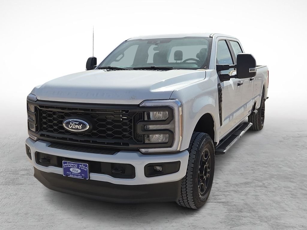 New 2026 Oxford White Ford F-350® XL image 4