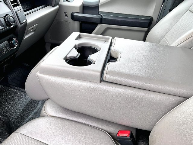 Used 2022 Silver Metallic Ford XL image 20