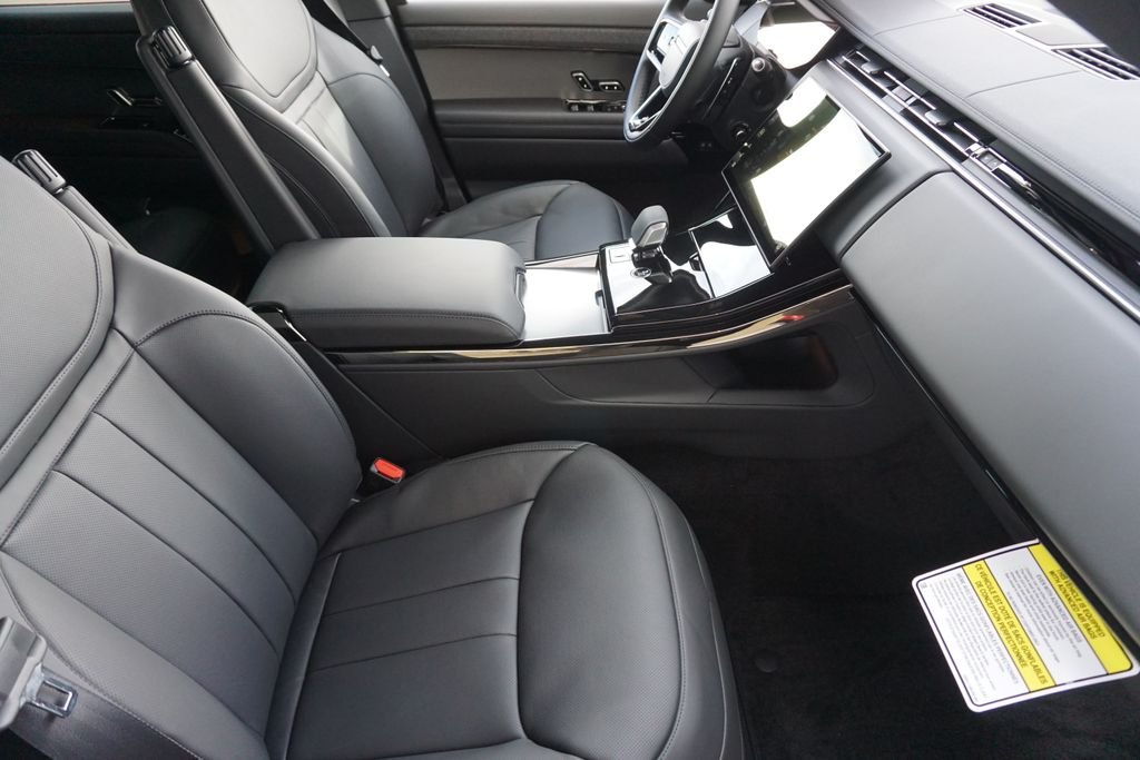 New 2025 Firenze Red Land Rover Dynamic SE image 23