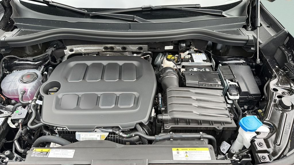 New 2026 Deep Black Pearl Volkswagen 2.0T SE image 26