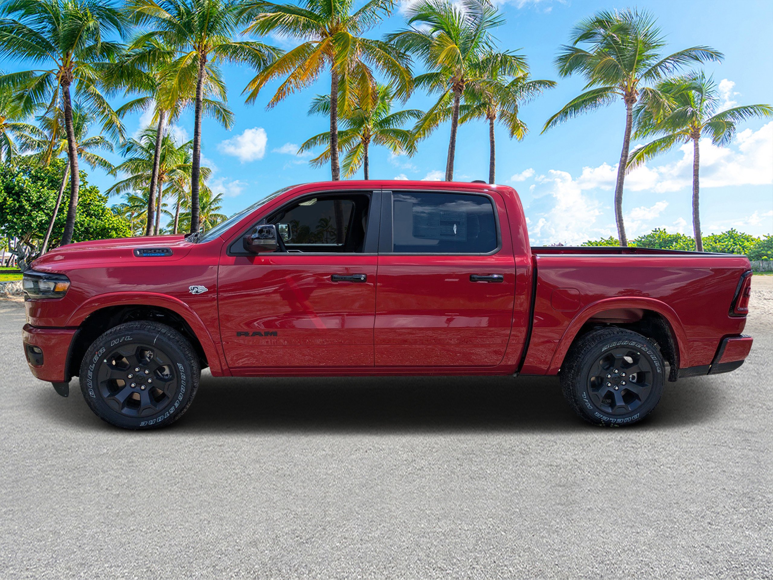 New 2026 Molten Red Pearl-Coat Exterior Paint RAM Big Horn image 6
