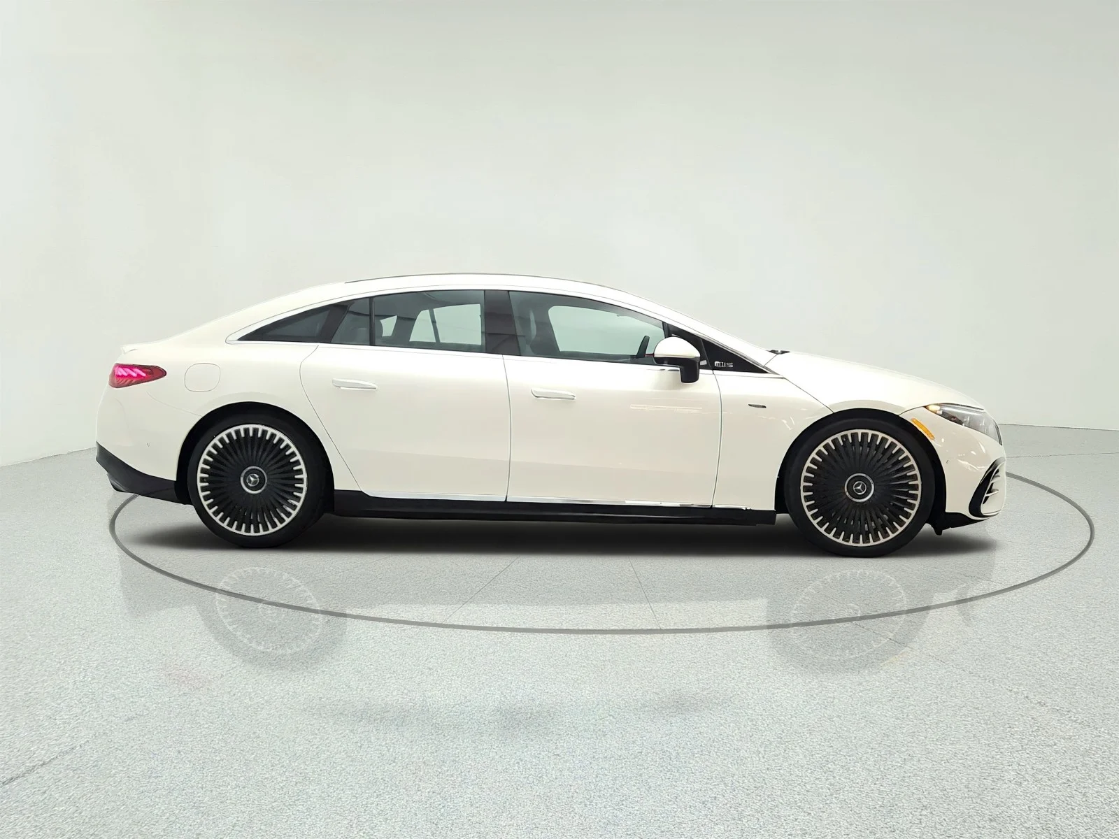 Certified Used 2023 MANUFAKTUR Diamond White Mercedes-Benz AMG® EQS 4MATIC+ Sedan image 4