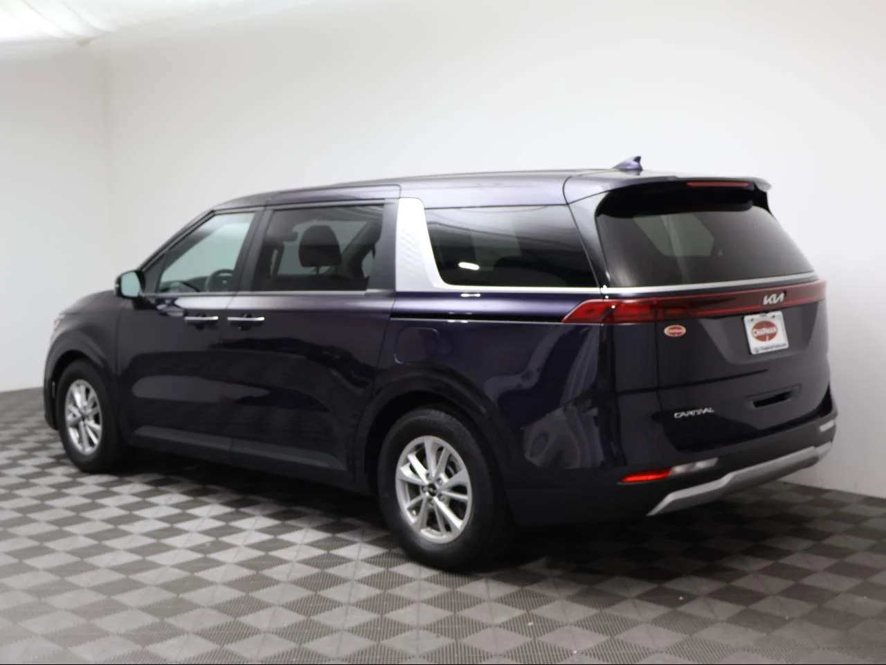 Used 2024 Deep Chroma Blue Kia LX image 3