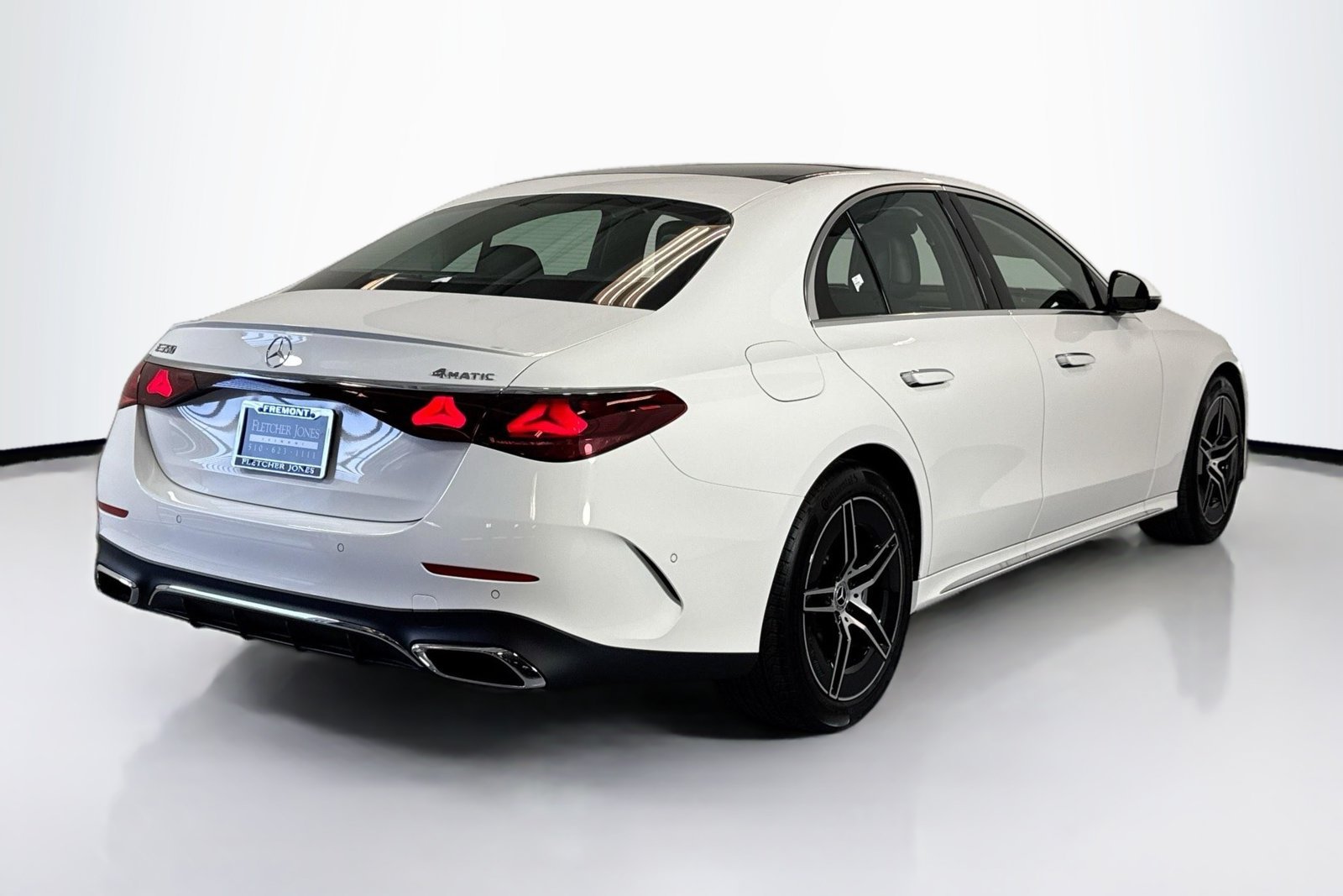 New 2026 Polar White Mercedes-Benz E 350 image 5