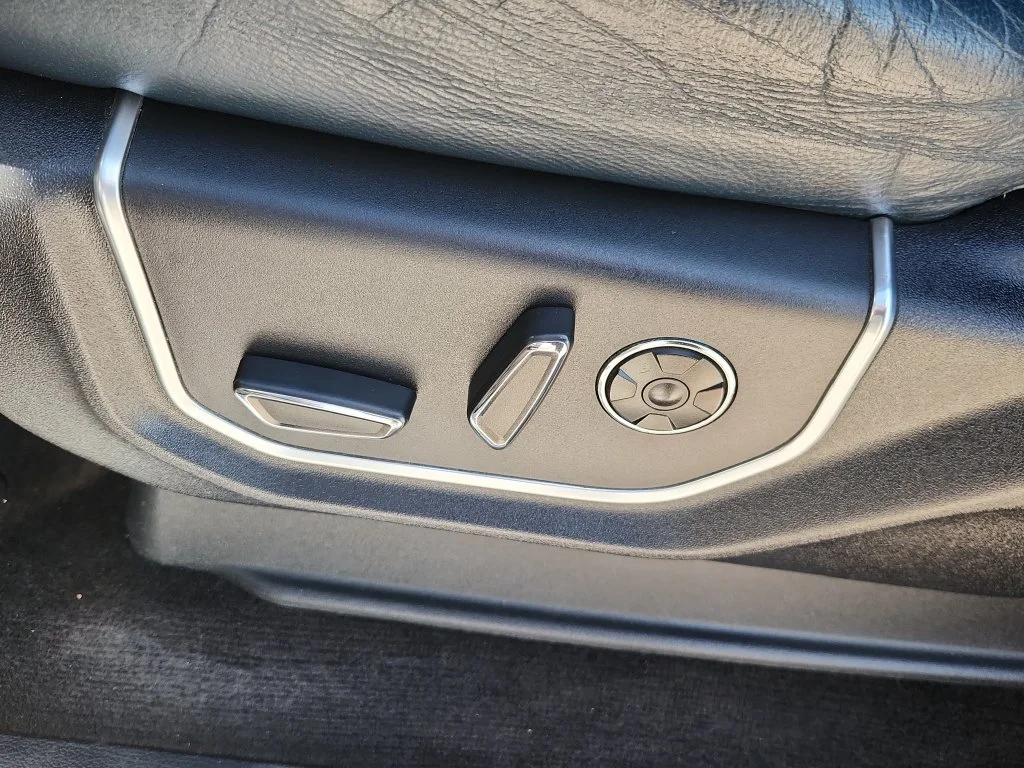 Used 2018 Black Ford Limited image 8