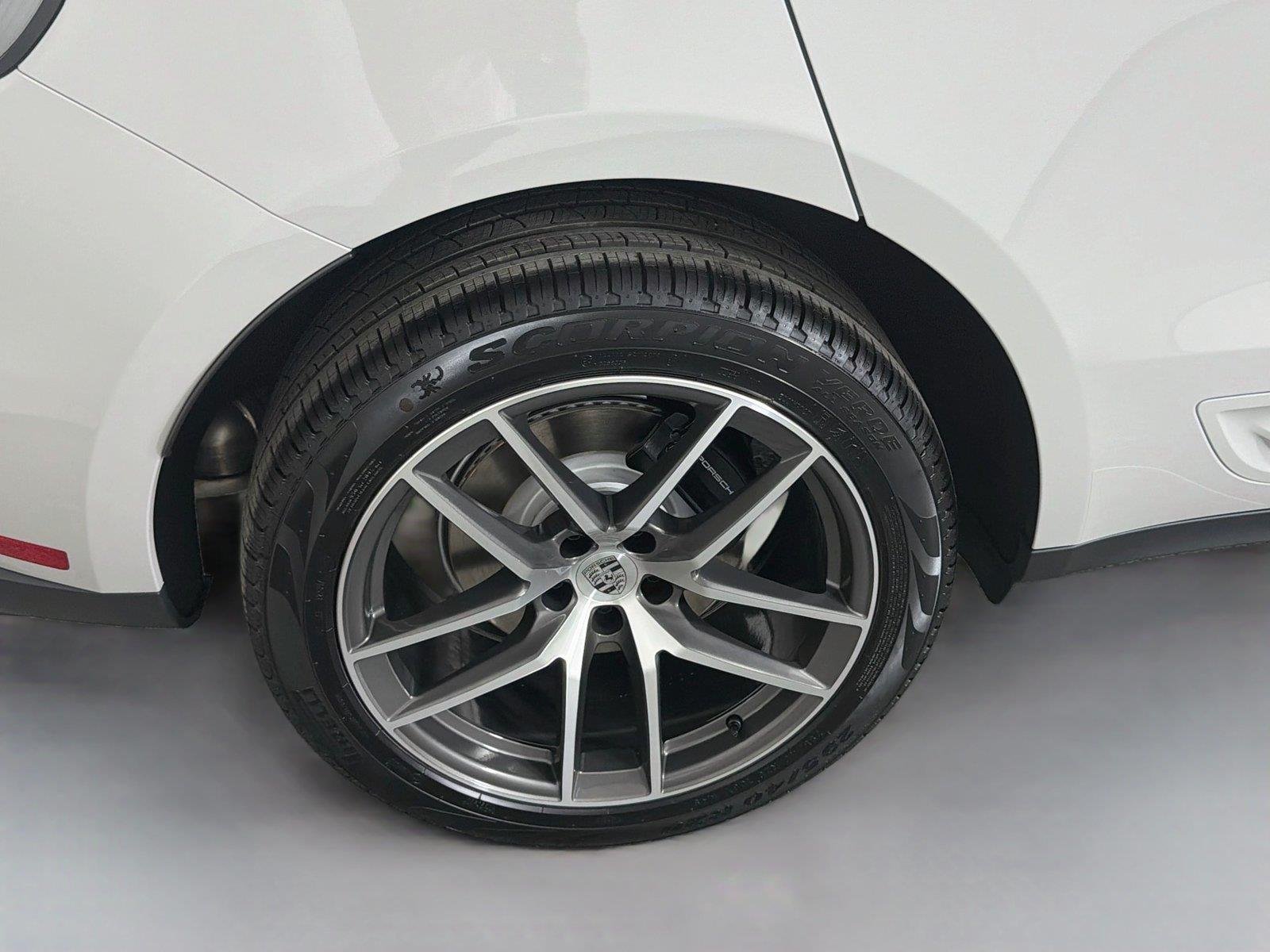 New 2026 Chalk Porsche T image 13