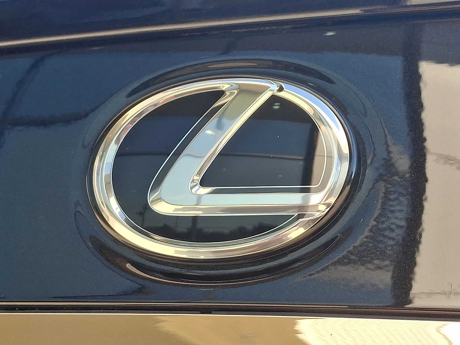 Certified Used 2024 CAVIAR Lexus  image 30