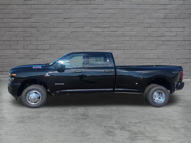 New 2027 Diamond Black Crystal Pearlcoat RAM Big Horn image 2