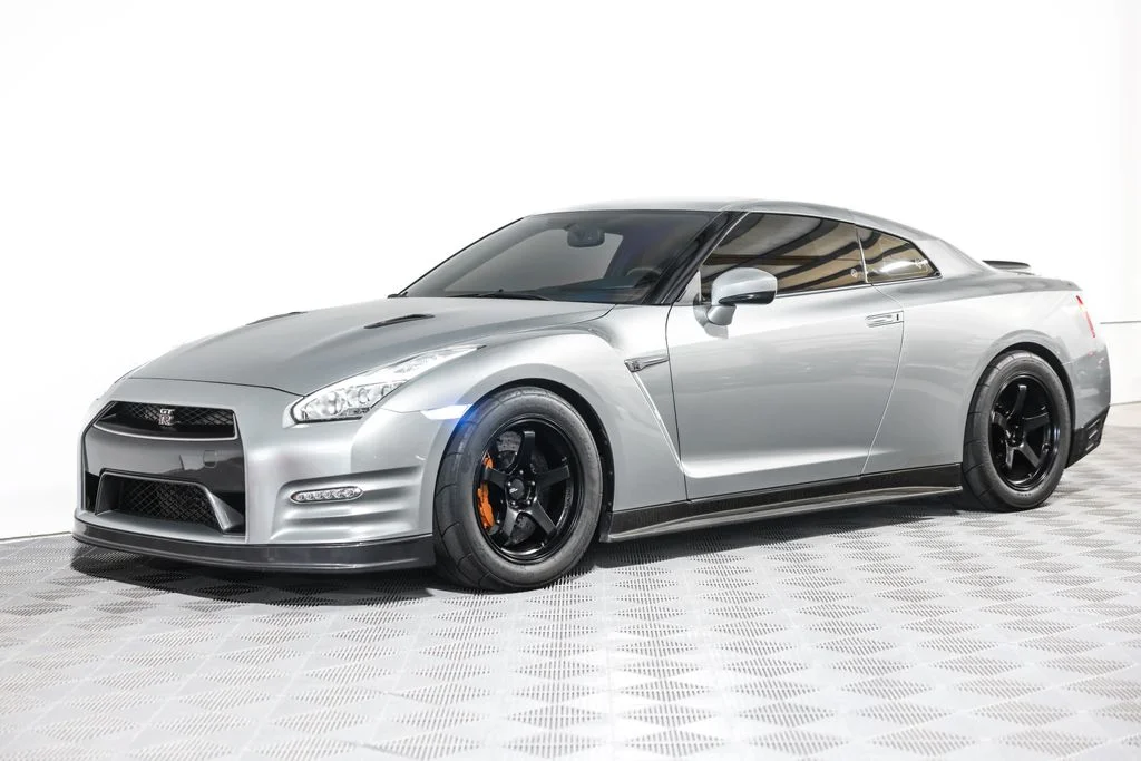 Used 2015 Silver Nissan Black Edition image 20