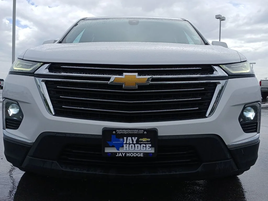 Used 2023 White Chevrolet LT image 32