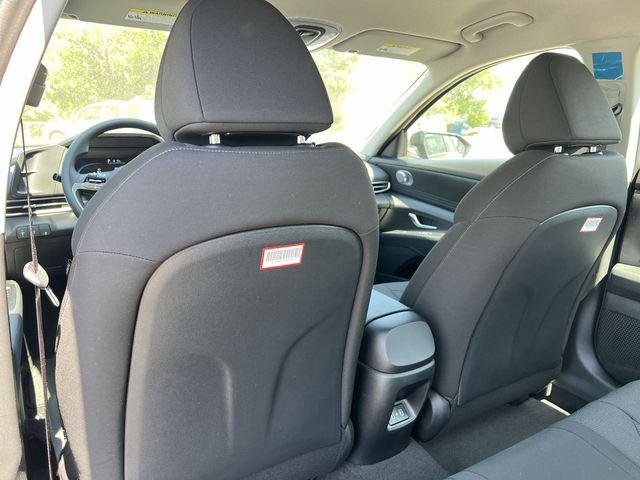 New 2026 Black Hyundai SE image 24