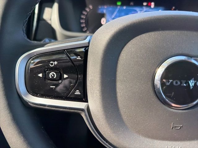 New 2026 Crystal White Volvo Plus image 26
