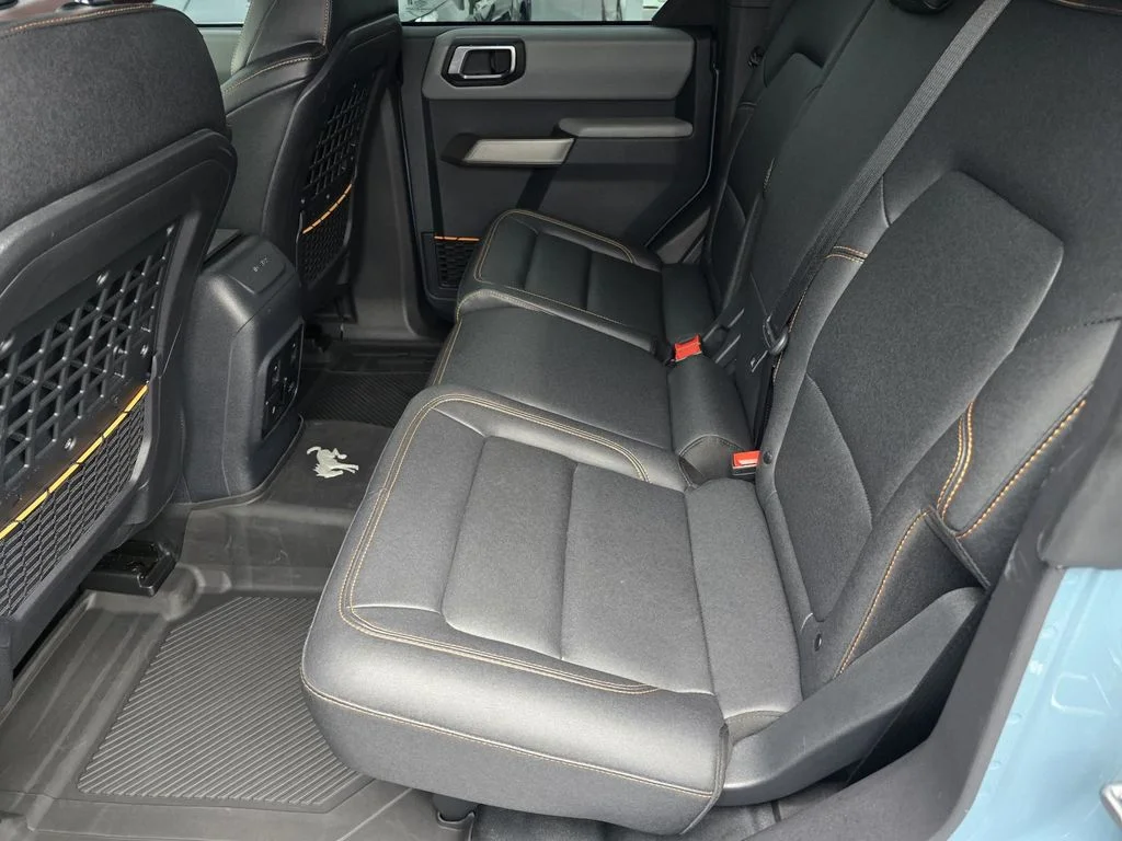 Used 2023 Blue Ford Badlands image 10