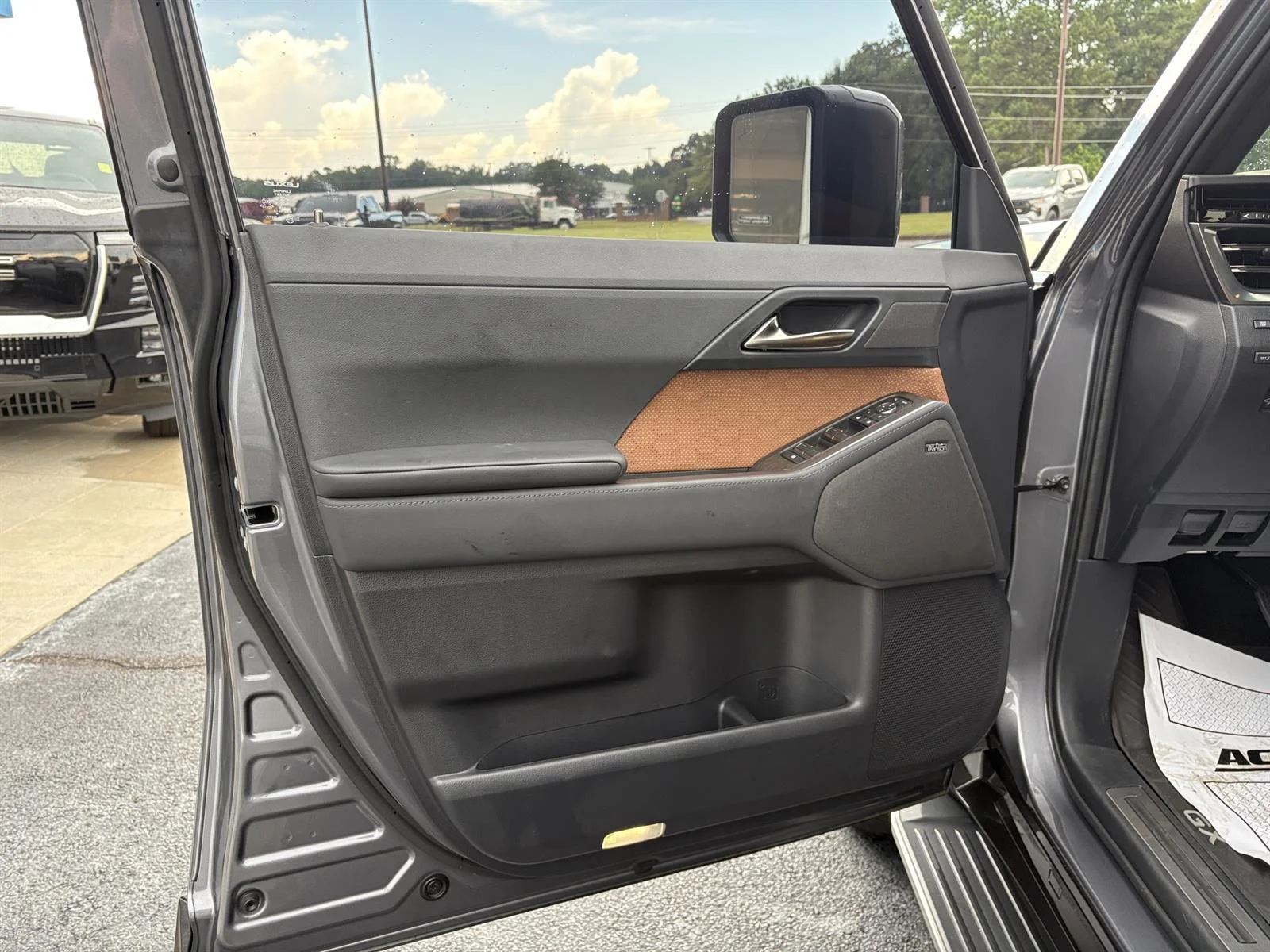 Used 2024 Gray Lexus Luxury image 68