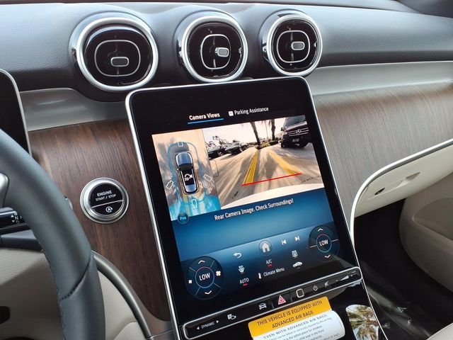 New 2026 White Mercedes-Benz GLC 300 image 6
