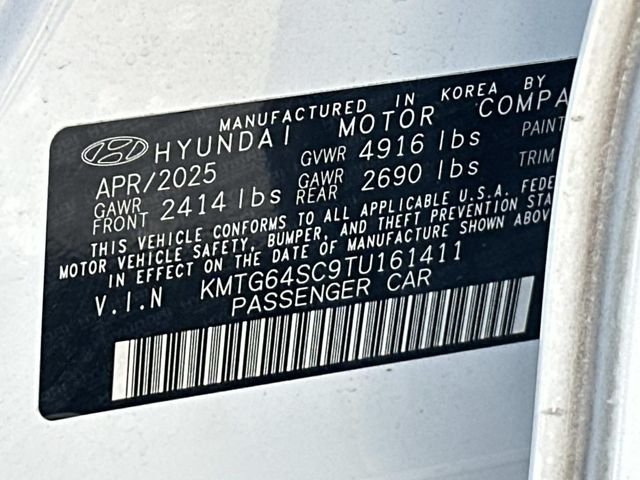 Used 2026 White Genesis 2.5T image 31
