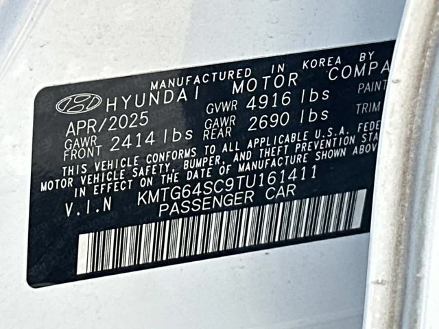 Used 2026 White Genesis 2.5T image 31