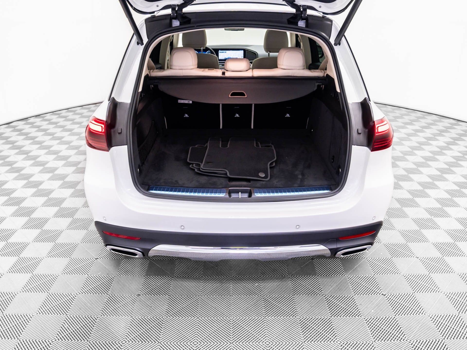 Certified Used 2026 White Mercedes-Benz GLE 350 image 30