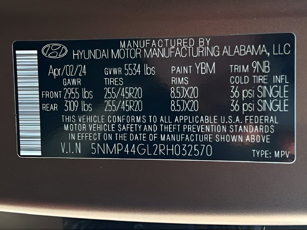 Used 2024  Hyundai Limited image 25