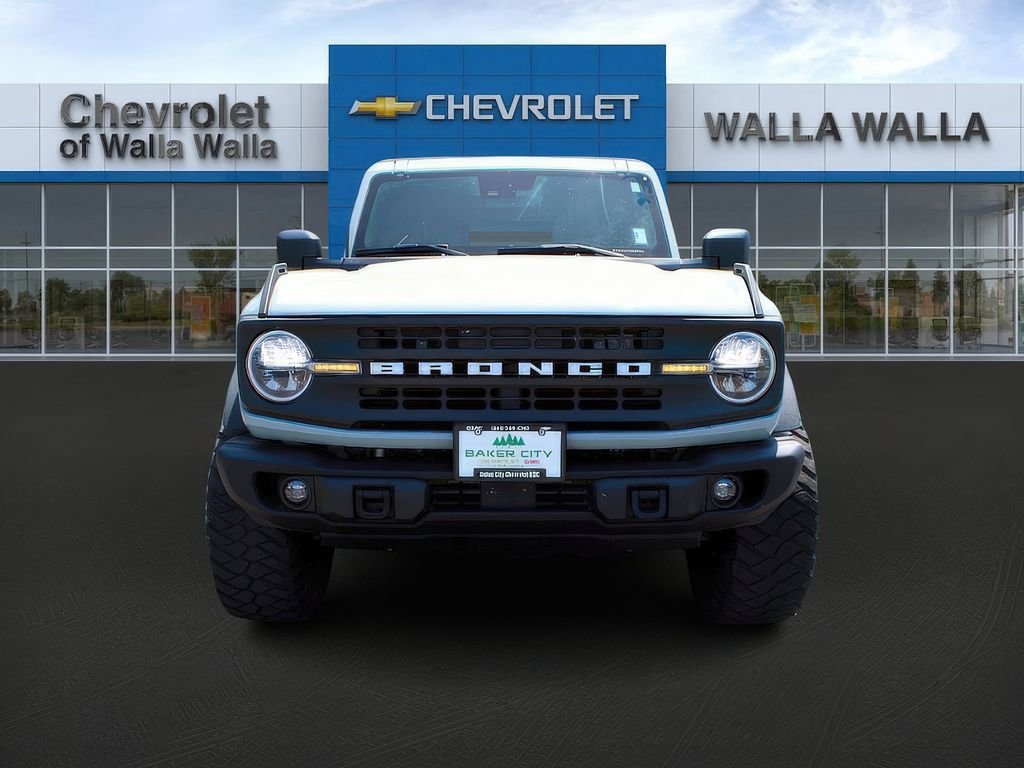 2022 Ford Bronco Black Diamond photo 2