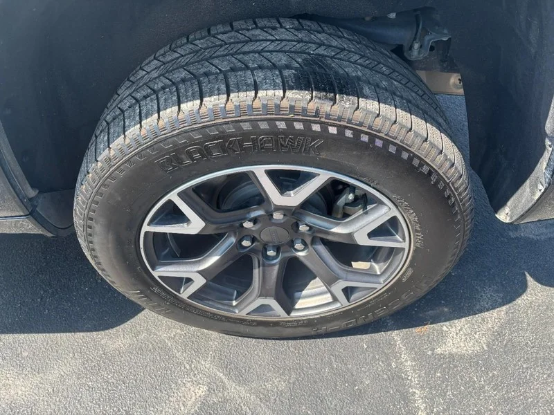 Used 2024 Bright White Clearcoat Jeep Series III image 8