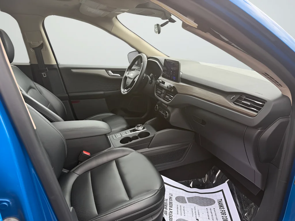 Used 2020 Blue Ford SEL image 27