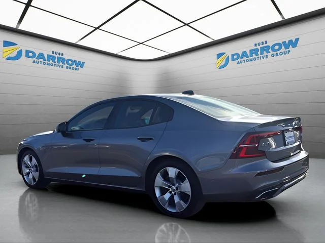 Used 2020 Gray Volvo T5 R-Design image 3
