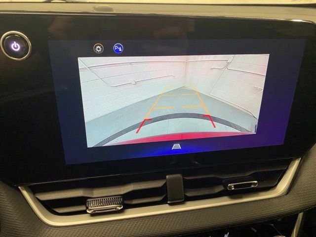 Used 2025 Red Chevrolet LT image 5
