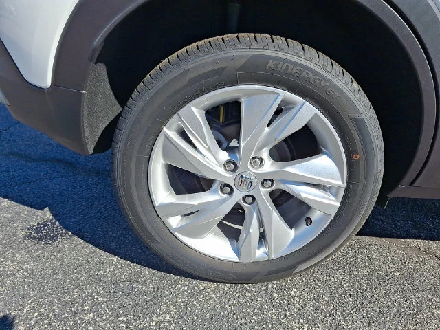 New 2026 Summit White Buick Preferred image 8
