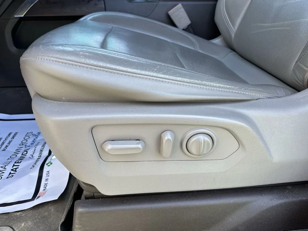Used 2019 SUMMIT WHITE GMC SLT image 4