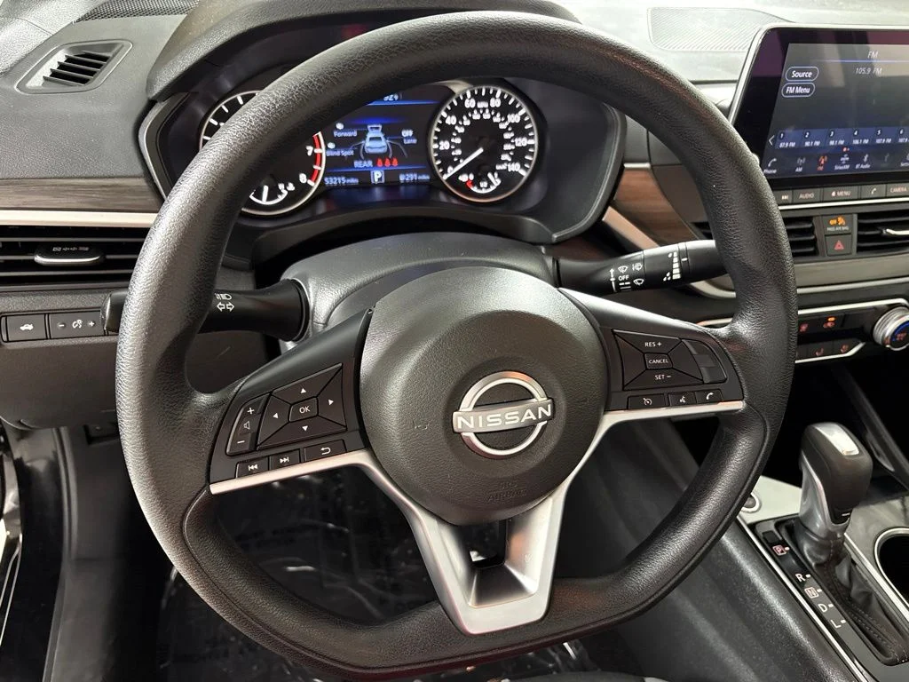 Used 2024 Black Nissan 2.5 SV image 32
