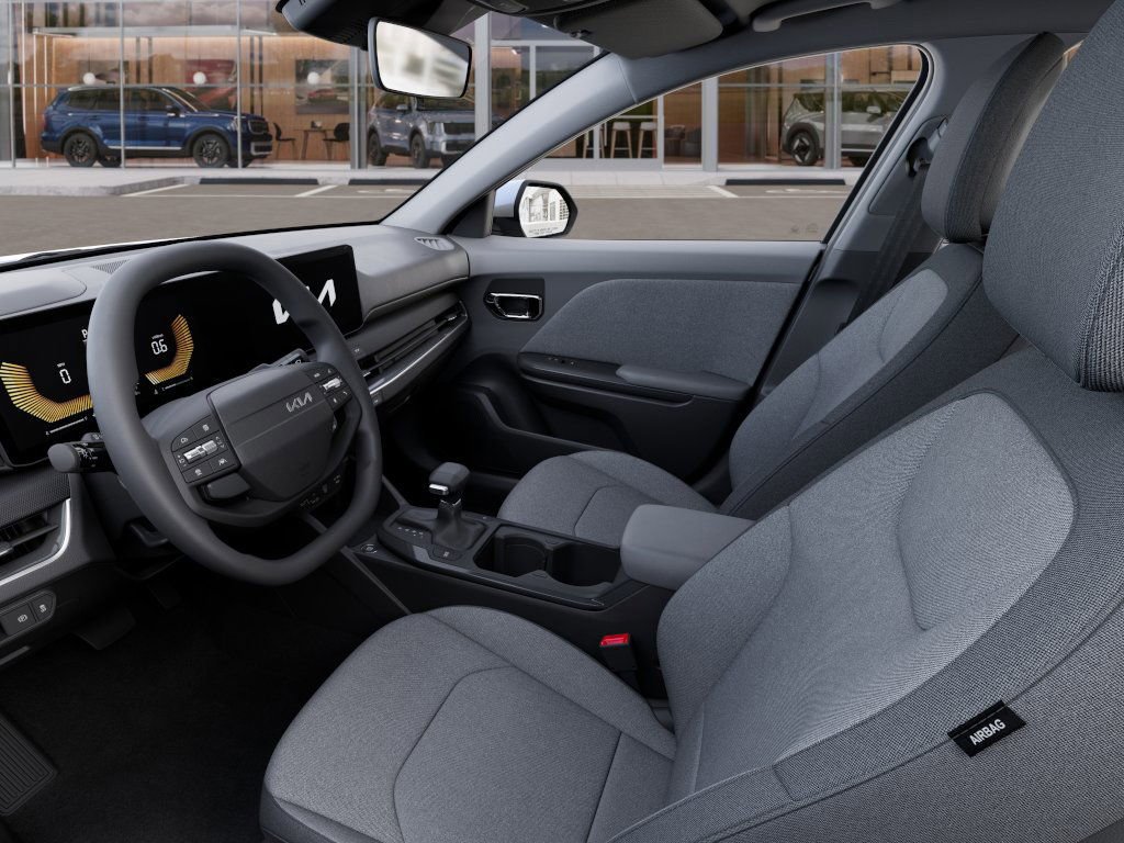 New 2025 Snow White Pearl Kia LX image 17