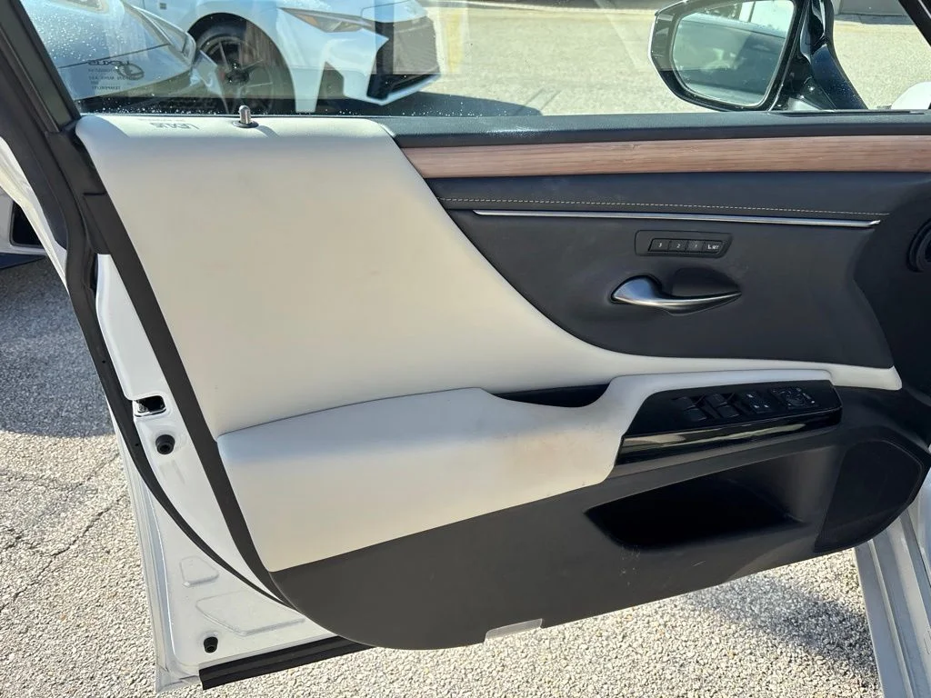 Certified Used 2023 White Lexus 350 image 16