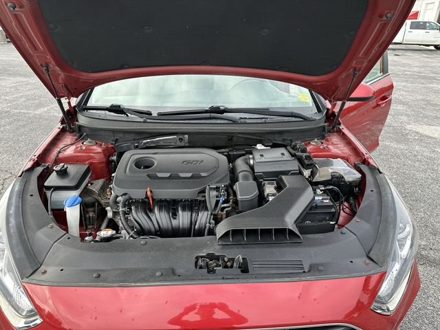 Used 2019 Red Hyundai SE image 19