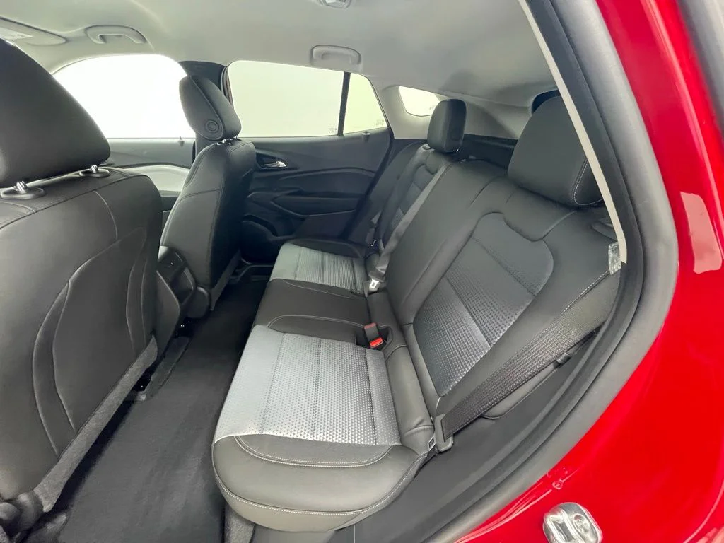 2026 Chevrolet Trax LT - Photo 10
