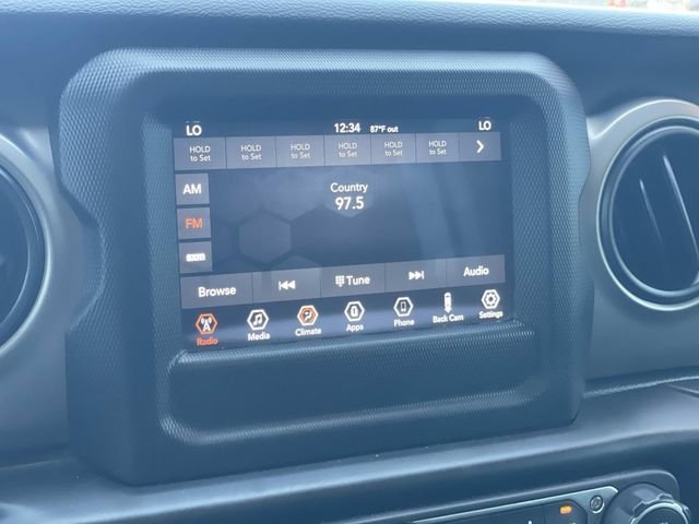 Used 2020 Gray Jeep Unlimited Sport S image 26