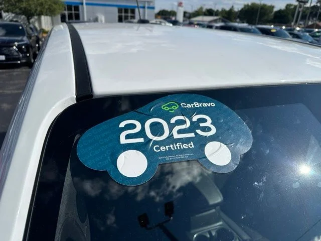 2023 GMC Canyon AT4 - Photo 2