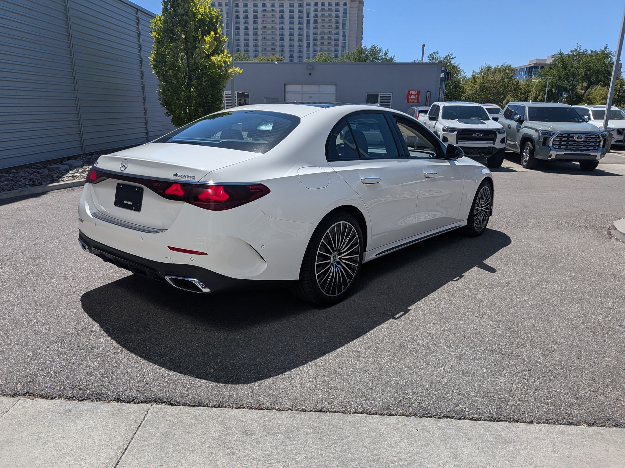 New 2026 Polar White Mercedes-Benz E 350 image 3