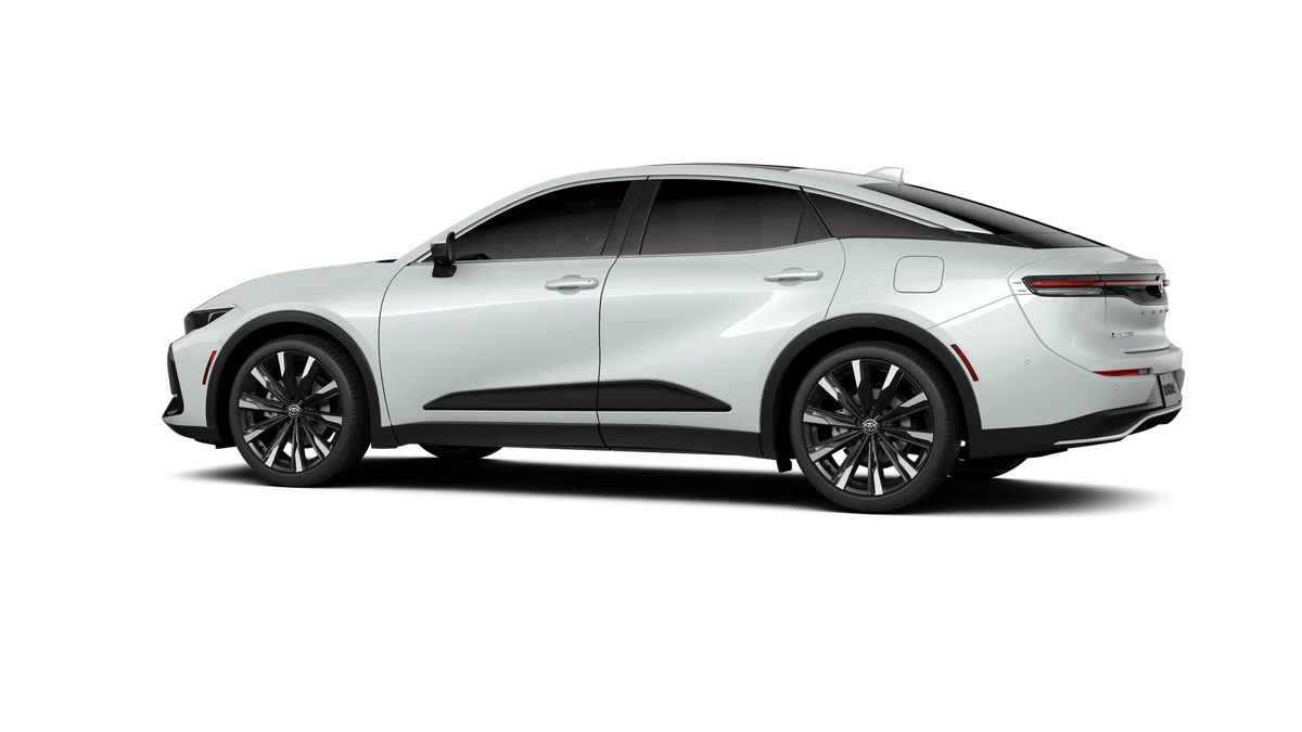 New 2026 Oxygen White Toyota Platinum image 5